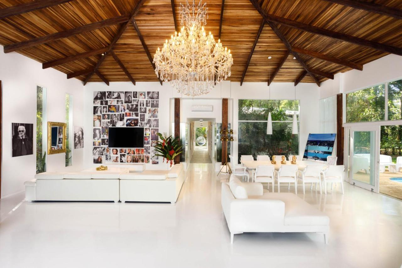 Gigi Brown Villa Paparazzi Beachfront Puerto Viejo de Talamanca ภายนอก รูปภาพ