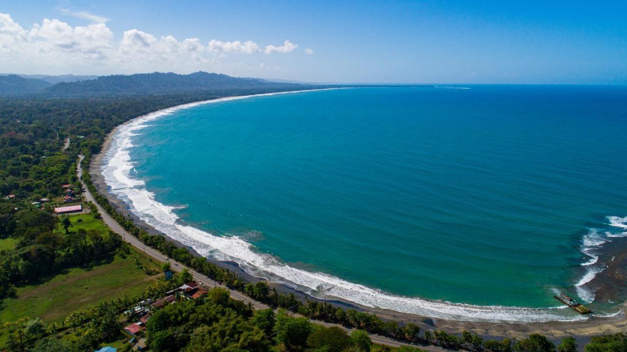Gigi Brown Villa Paparazzi Beachfront Puerto Viejo de Talamanca ภายนอก รูปภาพ
